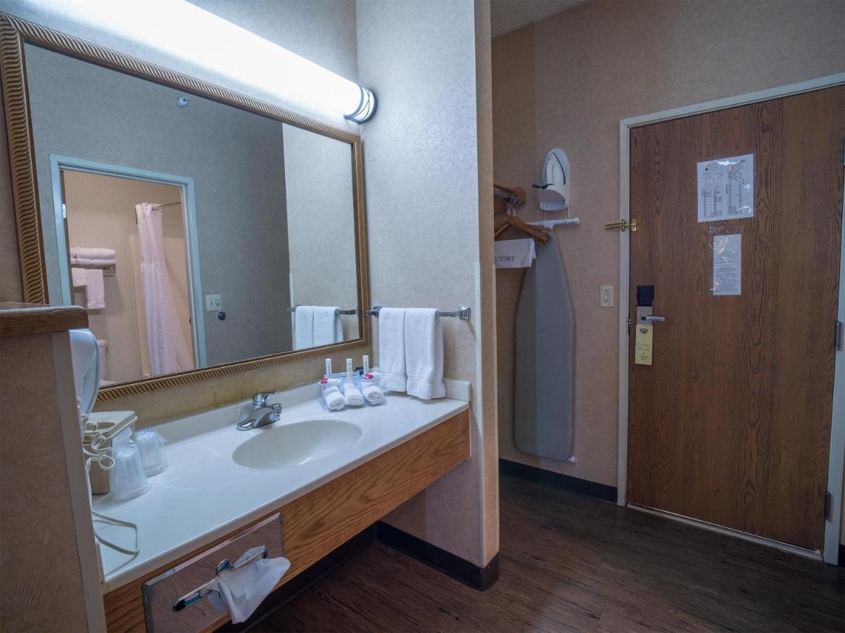Miles City Hotel Zewnętrze zdjęcie